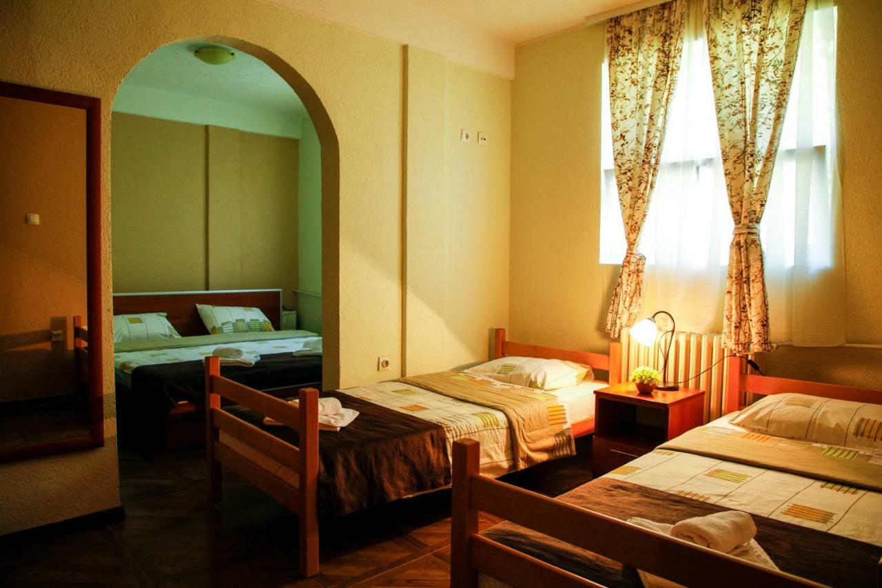 Hotel Djokovic Savnik Exterior photo